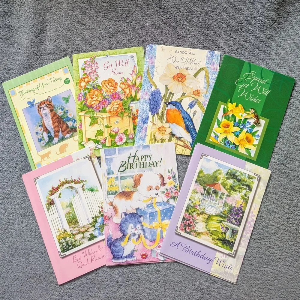 Box of 24 Assorted Greeting Cards & Envelopes